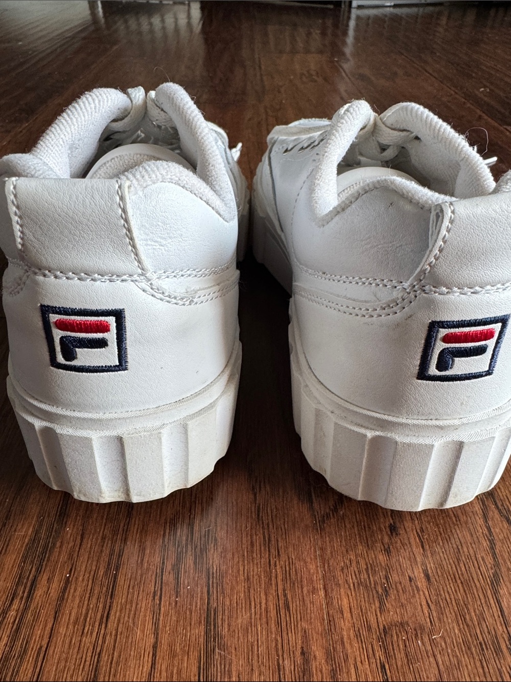 Fila White Sneakers with Red & Navy Logo size 7.5 Great Condition!